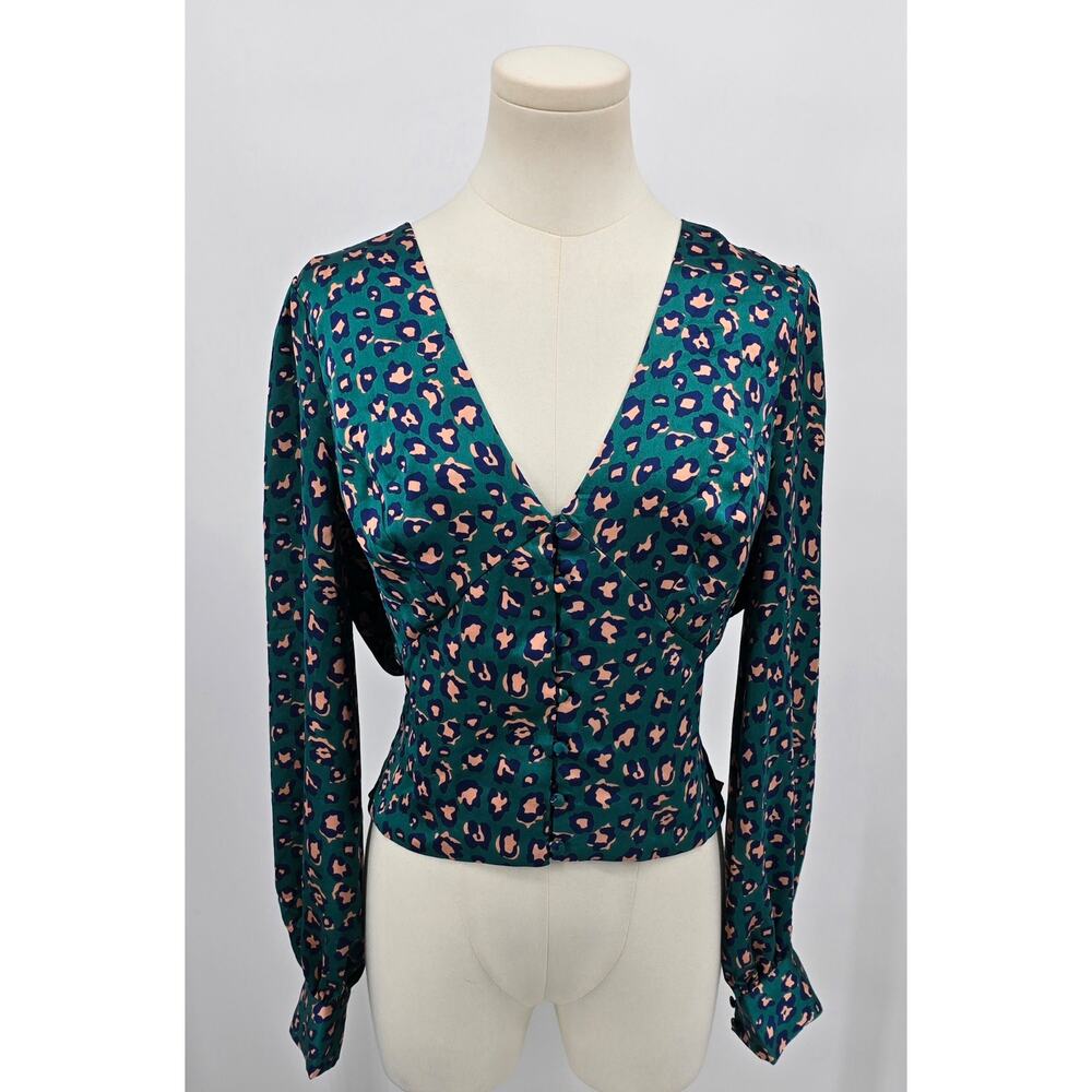Willow & Root  Satin Animal Print Blouse‎
